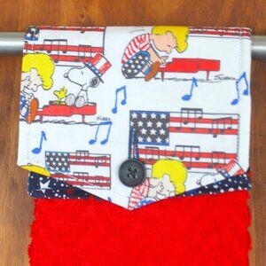 PEANUTS SNOOPY AMERICAN FLAG HAND TOWEL RED & WHITE HANDMADE HANGING KITCHEN